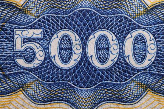 新浪科技综合|最大1.4倍放大倍率 佳能RF100mm F2.8 L MACRO IS USM评测