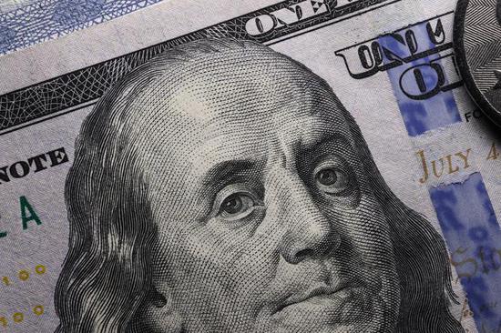 新浪科技综合|最大1.4倍放大倍率 佳能RF100mm F2.8 L MACRO IS USM评测