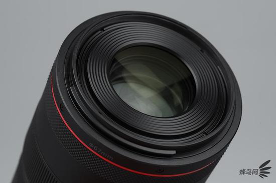 新浪科技综合|最大1.4倍放大倍率 佳能RF100mm F2.8 L MACRO IS USM评测