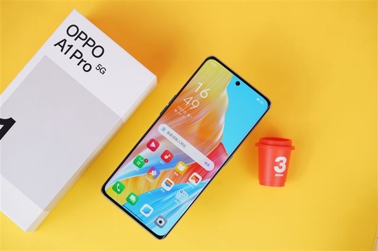 OPPO A1 Pro评测：屏幕、影像卷出新高度