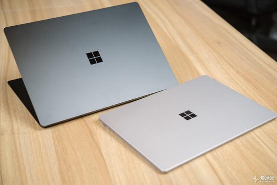 Surface Laptop 3 13.5与15英寸正面对决