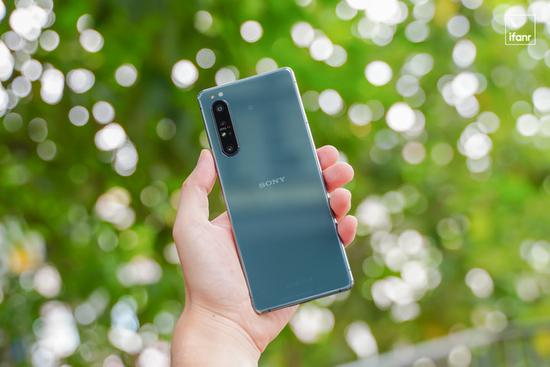 索尼Xperia 1 II体验感受：4K、快充、耳机孔都有