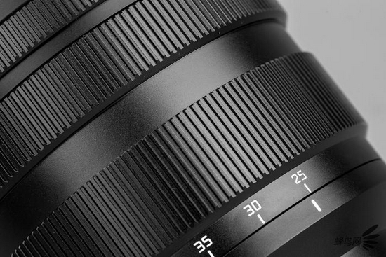 新浪科技综合|全球首支恒定f/1.7中长变焦头 松下25-50mm f/1.7 ASPH评测