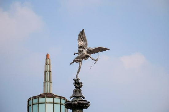 新浪科技综合|全球首支恒定f/1.7中长变焦头 松下25-50mm f/1.7 ASPH评测