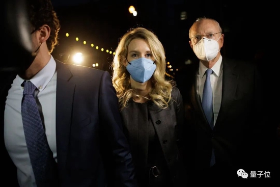 “女版乔布斯”被定罪！曾靠“一滴血”公司狂揽40亿，如今面临最高20年监禁