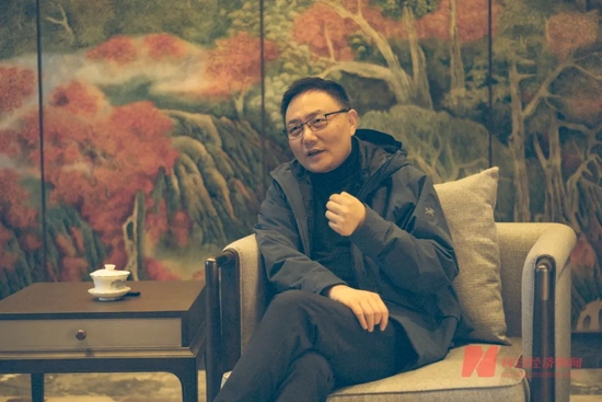 罗振宇接受每经记者专访 图片来源：每经记者 张建 摄