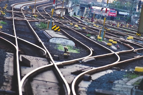 大将相继离职，华为选错了路？