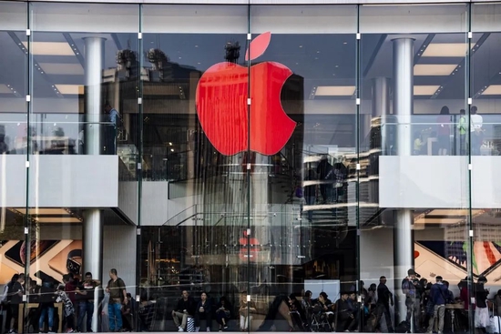 华为缺席,苹果吃饱