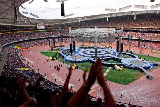 2011年5月1日，“纪念台湾滚石唱片成立30周年”演唱会在北京国家体育馆“鸟巢”举办。图/中新