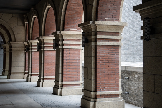 焦距：54mm　 光圈：f/2.8　 ISO感光度：100　 曝光时间：1/60s　 曝光补偿：0EV　 白平衡：自动