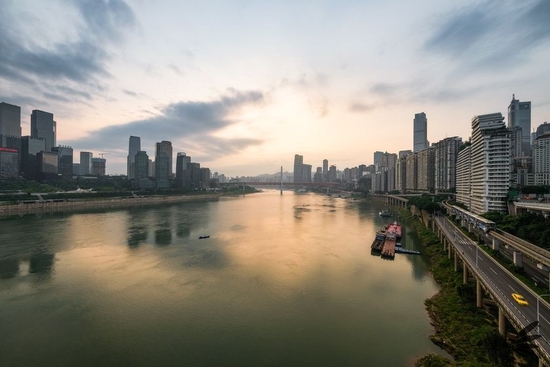 8mm f11 1/20 iso 160
