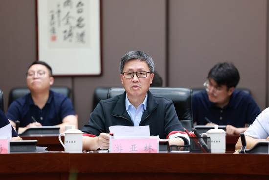 省委第二十三巡回指导组指导贵州茅台酒股份有限公司主题教育工作座谈会举行