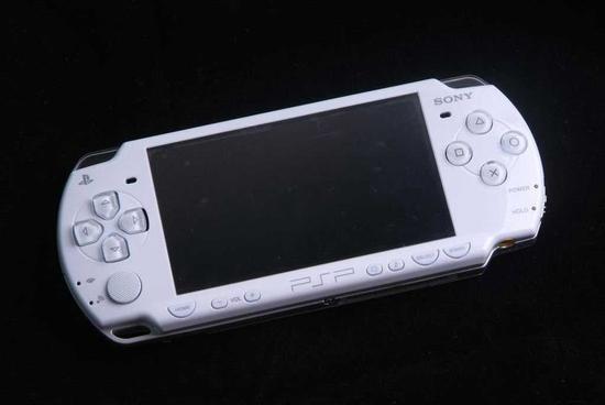 ▲ 索尼的 PSP 系列掌机就算是现在看来也非常时尚