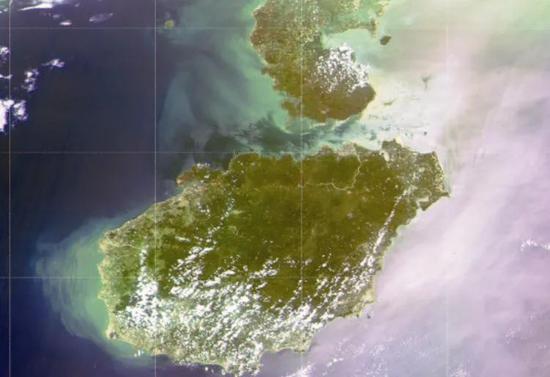 海洋一号B卫星拍摄的海南岛遥感影像图