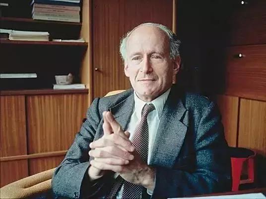 Laurent Schwartz