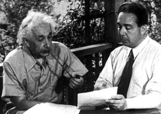 「新浪科技综合」早期的冰箱竟然会致人中毒？爱因斯坦为此发明了一款不插电的冰箱新浪科技综合2020-08-17 09:19:000阅