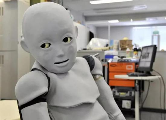 你会想在家里放这样的仿真儿童机器人吗?