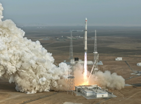 百度知道:资和信商通卡-“国家队”出手，可回收运载火箭长征12号甲首飞