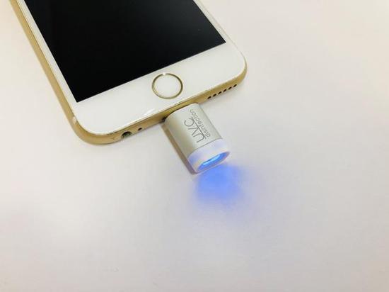中国开发便携式智能消毒器 只有USB插头大小