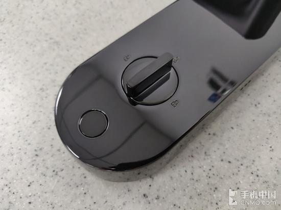 门内机械反锁旋钮