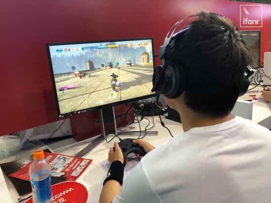 小霸王游戏机怎么玩