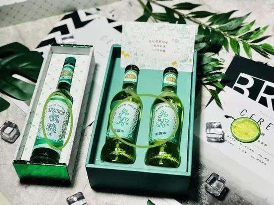 买不到的卫衣抢不到的酒 怎么就成了时尚爆款?