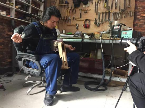 網紅“手工耿”的現實困境:生意沒起色 粉絲數上漲了