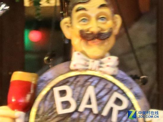 索尼这套组合无光学防抖仅有机身防抖，70mm 1/15s无法手持