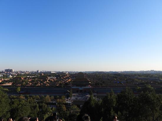 焦距：4mm　 光圈：f/2.8　 ISO感光度：100