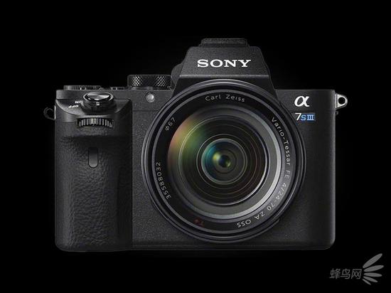 高端APS-C及35mm镜头 索尼相机传闻回顾|索