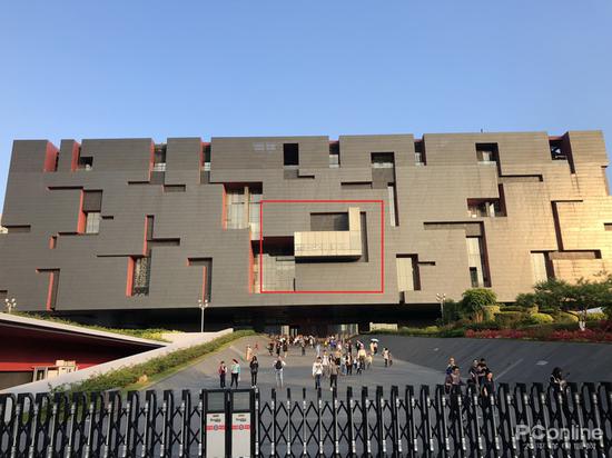 拍摄场景以及截取区域暗示
