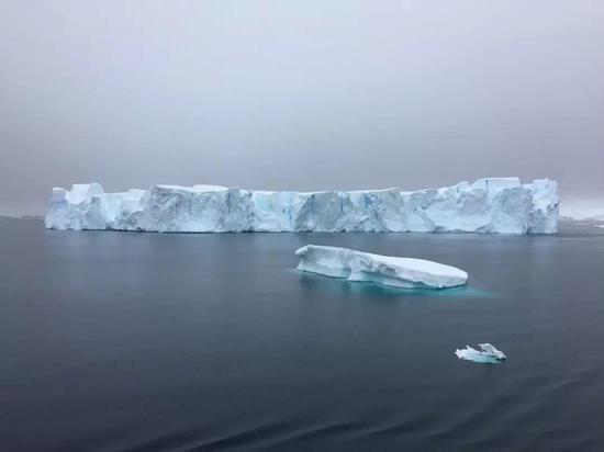 海水与冰山（图片来源：DSD from Pexels）