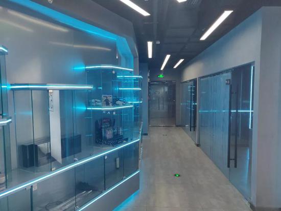 凌晨3点,在北京电竞馆,看见另一种灵魂