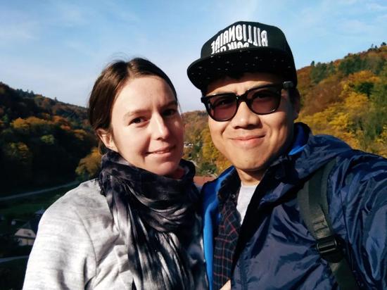 第一代互联网远程上班的人,已经躺赢12年