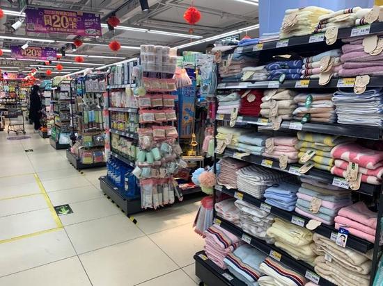 线下频频闭店线上转型 遇阻 永辉超市卖场模式如何破局 永辉超市 闭店 It5u 开启it行业无限创造力 It5u商学院 线下频频闭店线上转型 遇阻 永辉超市卖场模式如何破局 永辉超市 闭店 It5u 开启it行业无限创造力 It5u商学院