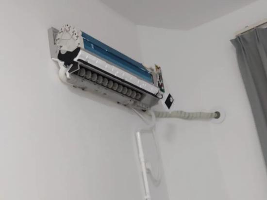 消费者报道|刚买2个月的格力空调异响不断,事发多日维修未果 换机不成