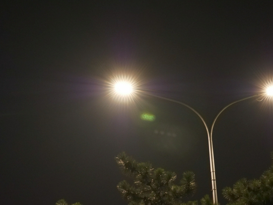 新浪科技综合|大光圈的诱惑 七工匠50mm/0.95镜头试用