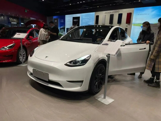 Model Y屠榜背后，博弈大师马斯克下张牌咋出？