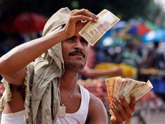 疫情前的东南亚国家，还处于现金社会。 图片来源：网络