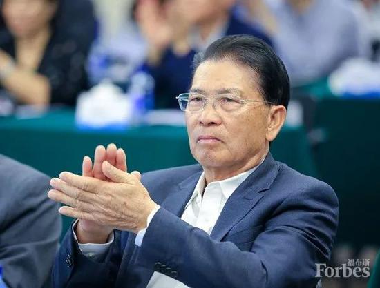 美的集团创始人何享健培养子女和孙辈参与慈善。图片来源:视觉中国