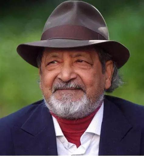 Sir V.S。 Naipaul（1932.8.17-2018.8.11）