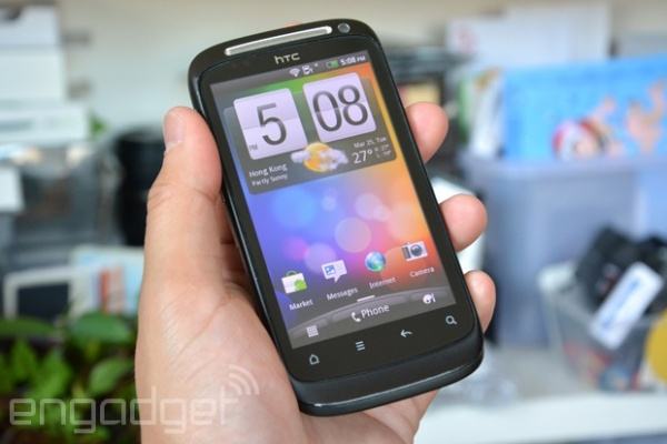 这是经过好几代发展的HTC Sense，你一定对这个界面特别熟悉