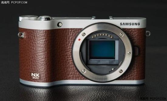 2030万像素微单 三星nx300m仅售2699元