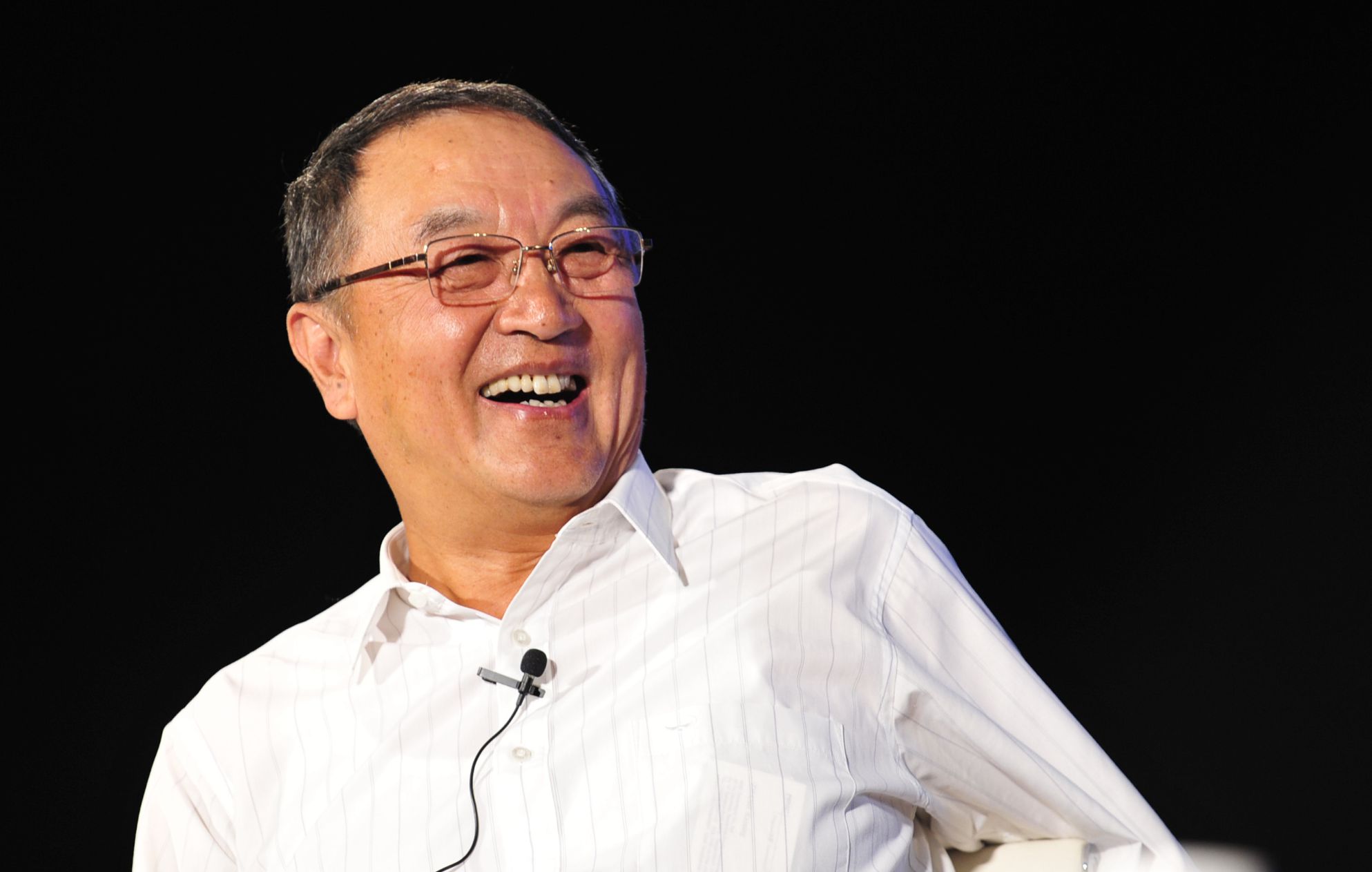 本报记者 谭翊飞 北京报道   柳传志先生站在门口迎接我们,握手介绍