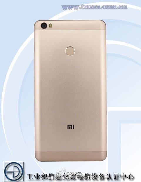 小米max证件照首遭曝光 似曾相识的背影|小米|max|指纹识别_新浪科技_