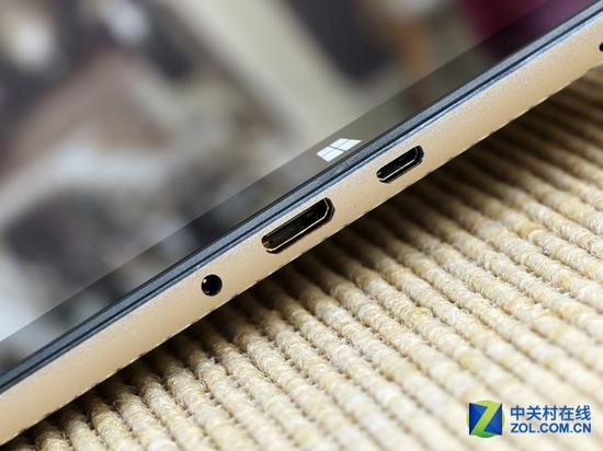 5mm耳机接口,也包括我们在平板电脑上并 不多见的dc电源