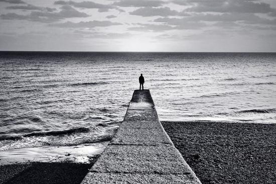 祝愿各位摄影人在避暑乘凉的同时,也能在海边拍出一幅幅光影大片.