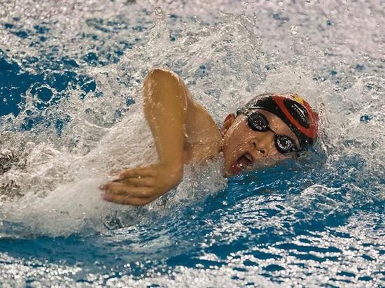 虽然我们国家在游泳项目上的整体实力并不突出,但毕竟刘杨,宁泽涛