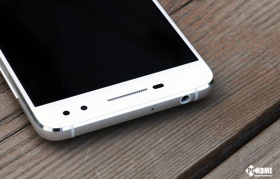 双面玻璃1600万像素小屏手机tcl750评测2