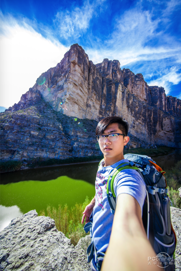 首先,自拍杆还是可以使用的,并且在价格和便携性上也方便,算是人人能